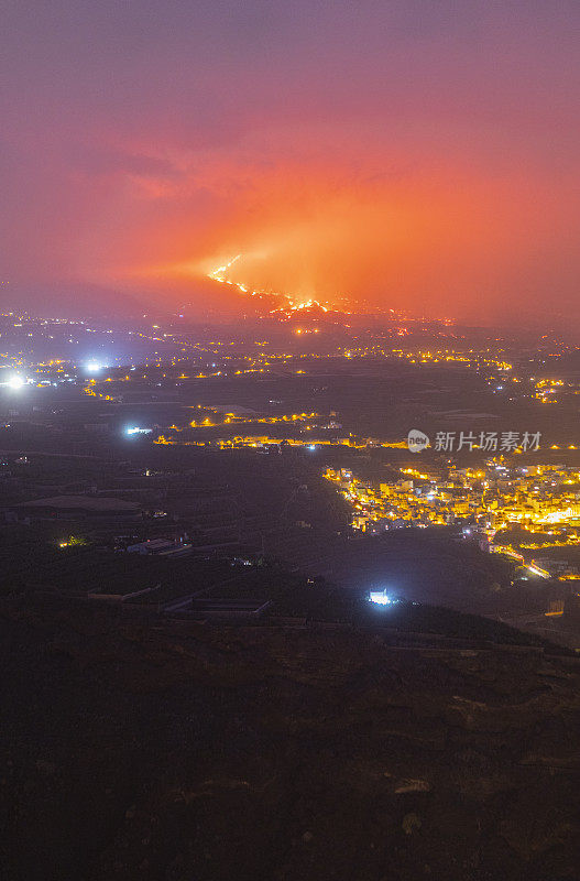 拉帕尔马火山爆发，Cumbre Vieja, Mirador de La Cumbrecita夜景